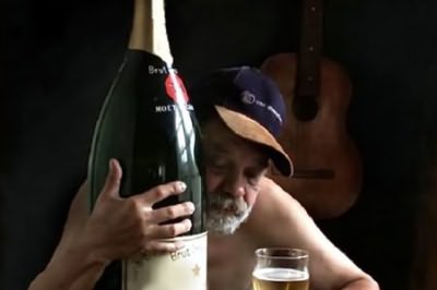 Муж пьет каждый день и становится агрессивным. Почему мы притягиваем к себе пьющих мужчин. Связь наступления зависимости с агрессией